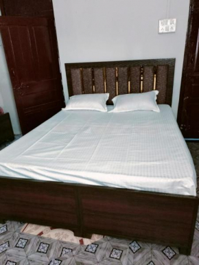Navya Guest House